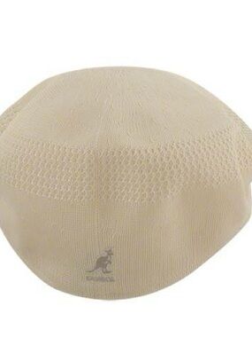 Kangol Tropic 504 Ventair Cream Cap, a classic breathable flat cap Size Medium